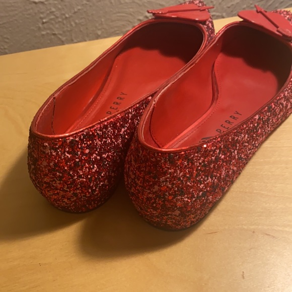 Katy Perry Red Sparkle heart flats size 7.5 - Picture 4 of 4